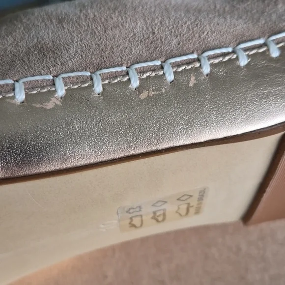 NEW IN BOX. BAND OF THE FREE beige suede slides with rose gold edges. - Picture 2 of 4